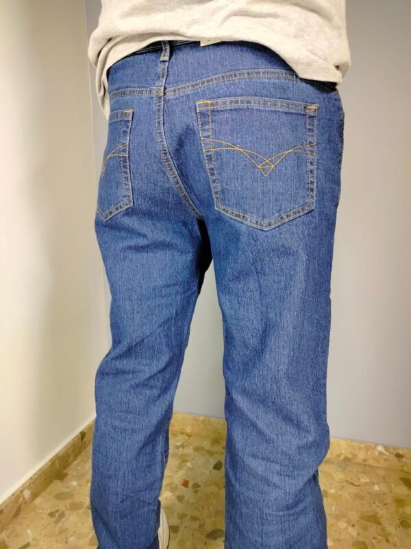 Jeans Clásicos 5 Bolsillos – El Vaquero que Nunca Falla