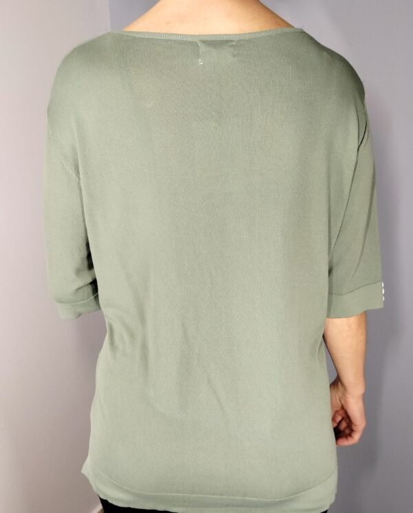 Blusa de Hilo Manga al Codo – Frescura y Estilo Italiano para la Primavera