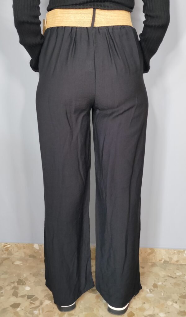 Pantalón Ancho Italiano de Viscosa – Ligereza con Estilo