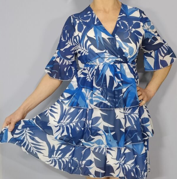 Vestido Estampado con Manga de Volante – Elegancia Ligera para Cada Día