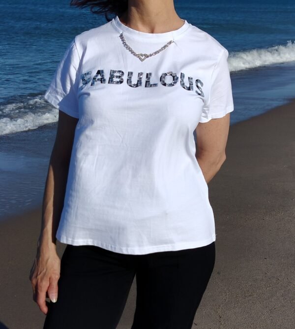 Camiseta Fabulous – Brilla sin esfuerzo