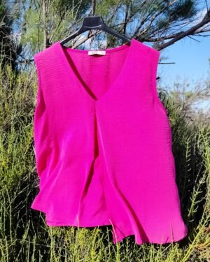 Blusa Desmangada - Cuello Pico & Abertura Frontal