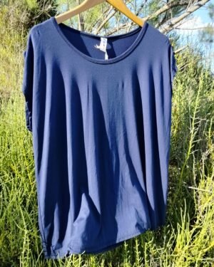Blusa Desmangada – Manga con Botón & Frescura Natural