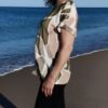 Blusa Estampada Simétrica – Cuello Caja & Corte Fluido