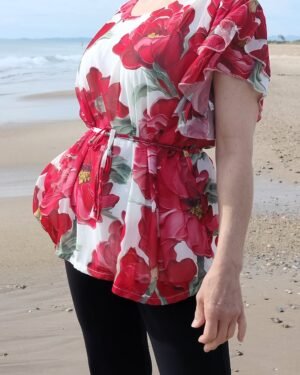 Blusa Estampada – Gasa Volante y Cinta a la Cintura