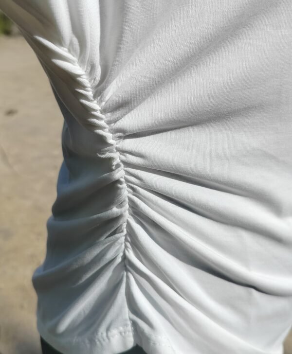 Blusa Fruncida - Doble Volante y Frescura Italiana