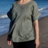 Blusa Perforada – Manga con Vuelta & Detalle Bordado