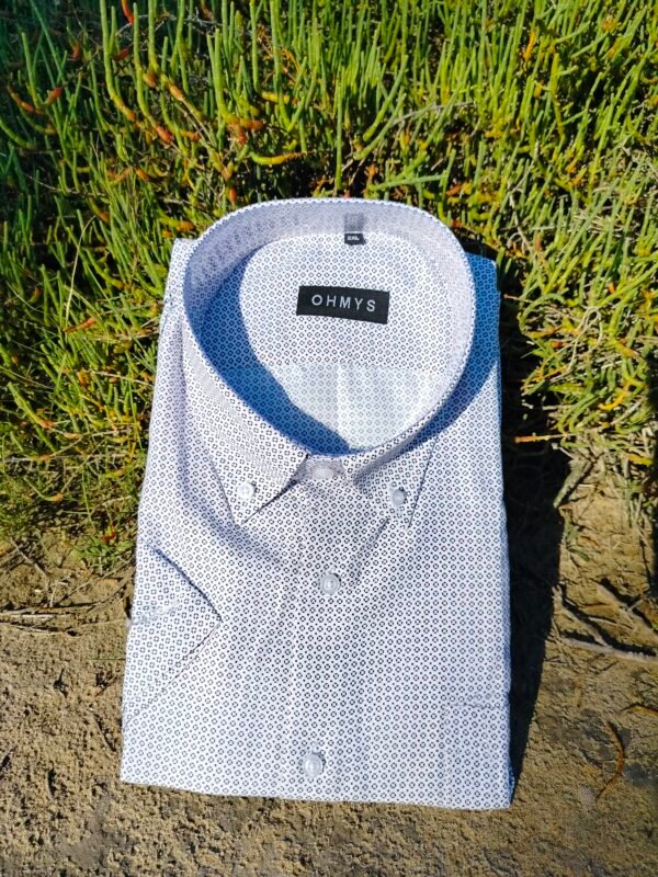 Camisa Estampada M/C - Cuello Botón & Bolsillo Sutil