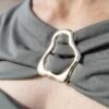 Top Anilla – Escote Pico y Corte Central