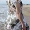 Vestido Corto Estampado – Lazada y Volantes en Manga