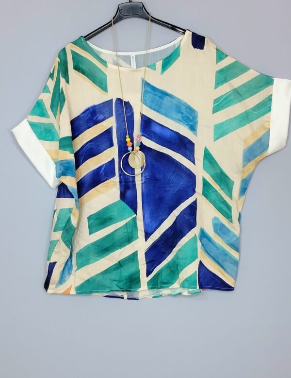 Blusa Estampada – Cuello Caja & Mangas en Contraste