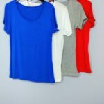 Camiseta Básica - Cuello Redondo & Manga Entallada