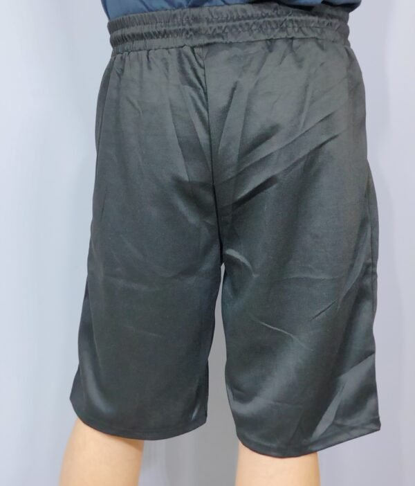 Pantalón Corto de Chándal – Frescura y Comodidad con Cremallera