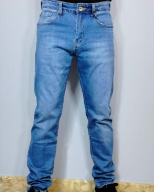Pantalón Vaquero Used – Corte Ajustado & Lavado Desgastado
