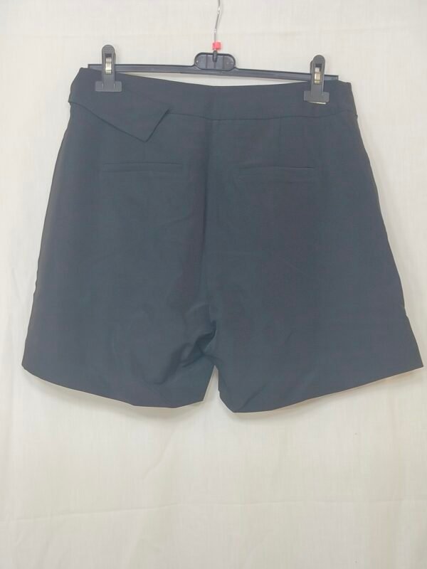 oplus_34 Short con Cinturón – Estilo con frescura