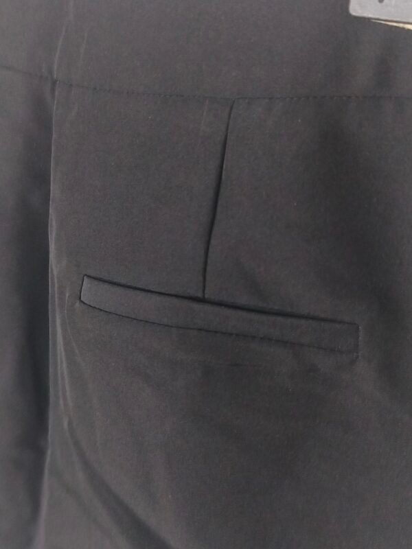 oplus_34 Short con Cinturón – Estilo con frescura