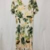Vestido Floral Largo – Cuello Cruzado & Manga Acampanada