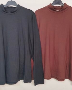 oplus_0 Suéter Básico – Cuello Semicisne