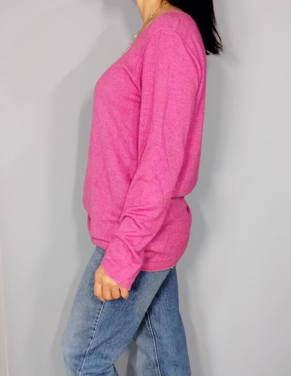 0160-sueter-punto-cuello-barca-ROSA-02 Suéter de Punto – Cuello Barca con Collar Incluido