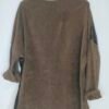 oplus_32 Blusa Cuello Caja – Detalle de Lentejuelas y Collar Incluido