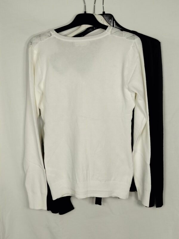 oplus_32 Chaqueta Punto Rombos – Elegancia Ligera que Acompaña tu Ritmo