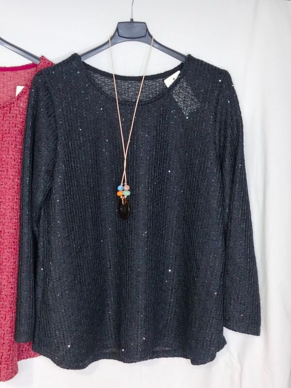 Blusa Cuello Caja con Lentejuelas – Sofisticación que Eleva tu Día