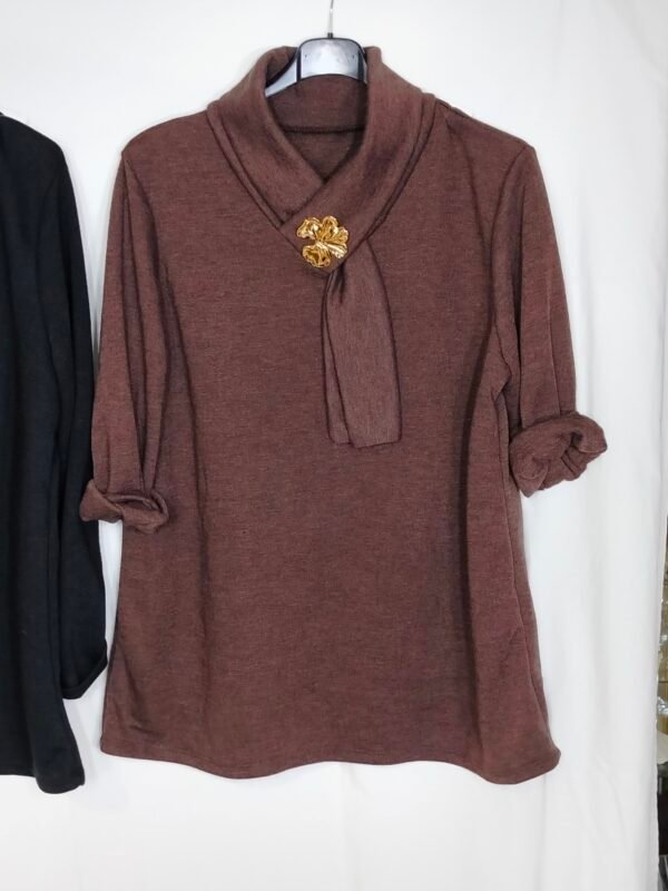 Blusa Cuello Cruzado – Energía & Estilo