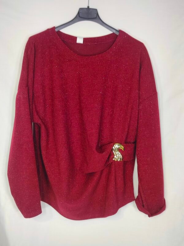 oplus_32 Suéter con Broche