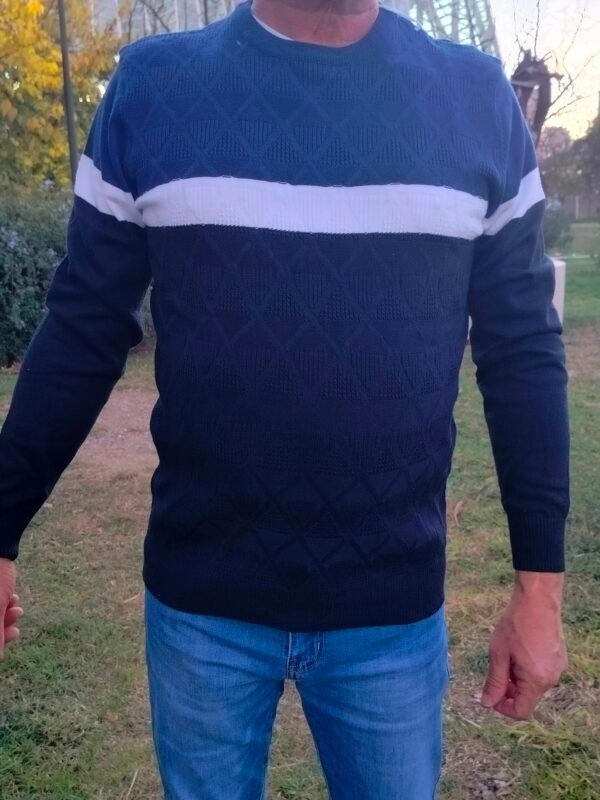 Suéter Rombos – Calidez Elegante