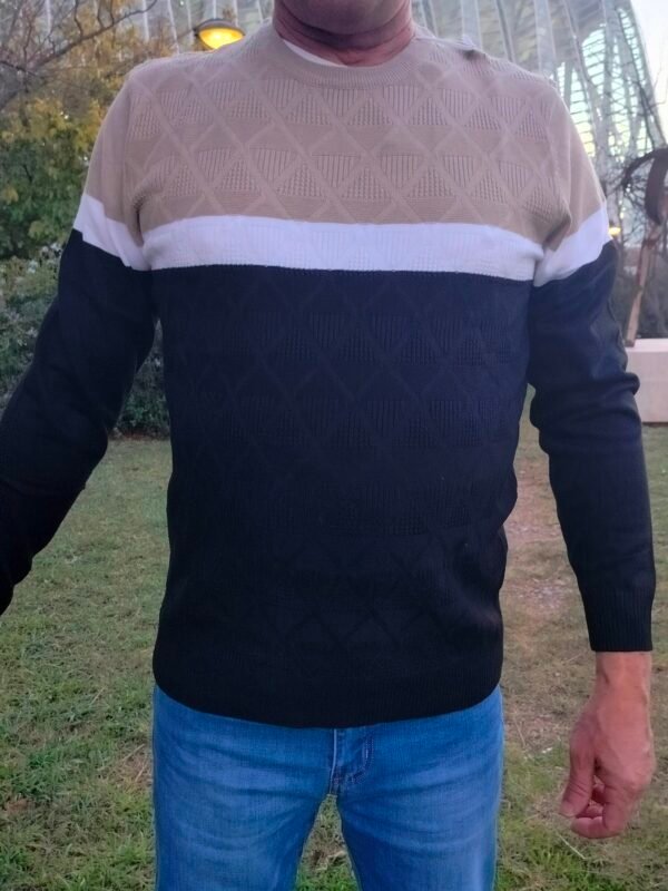 Suéter Rombos – Calidez Elegante