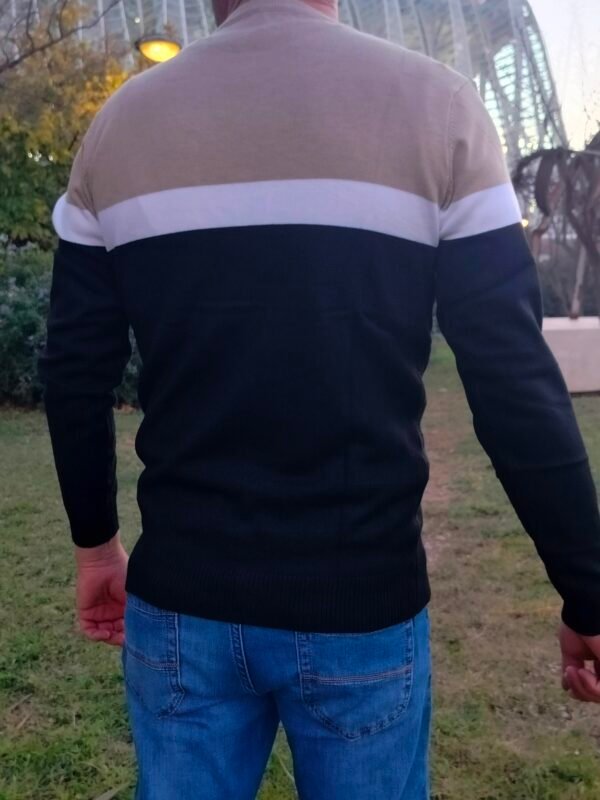 Suéter Rombos – Calidez Elegante