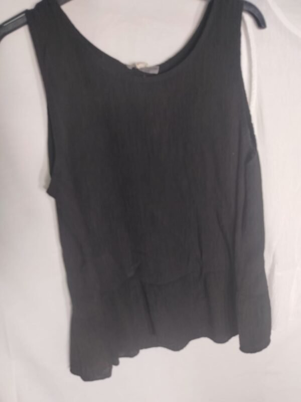 Blusa Desmangada Acampanada – Frescura Italiana que Estiliza