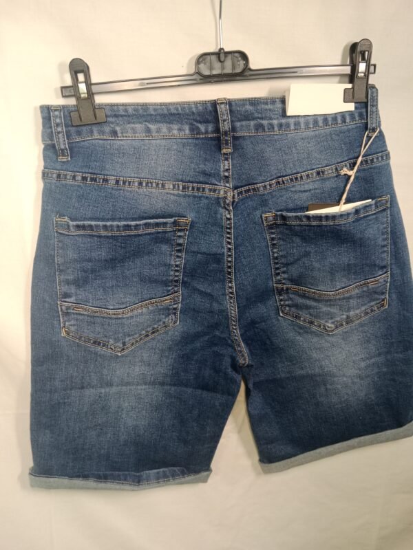 Pantalón Vaquero Corto – Denim Fino con 5 Bolsillos Útiles