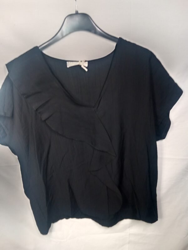 IMG_20260525_225428 Blusa Volante - Fresca que Eleva tu Look en Segundos