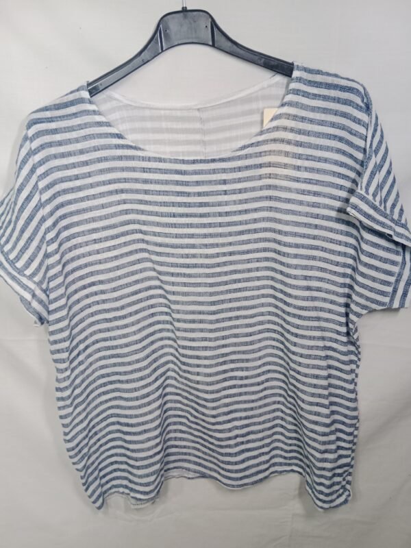 Camiseta de Rayas – Frescura y Comodidad para el Verano