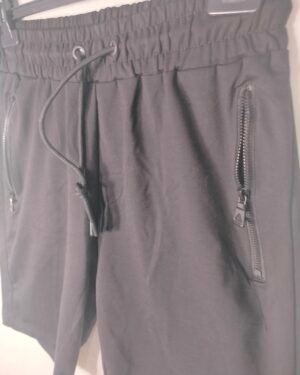 Pantalón Corto Chándal Riderzone – Comodidad Transpirable para Días que No Paran