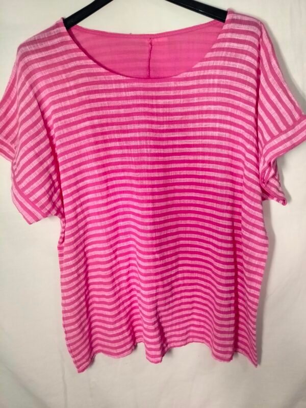 Camiseta de Rayas – Frescura y Comodidad para el Verano