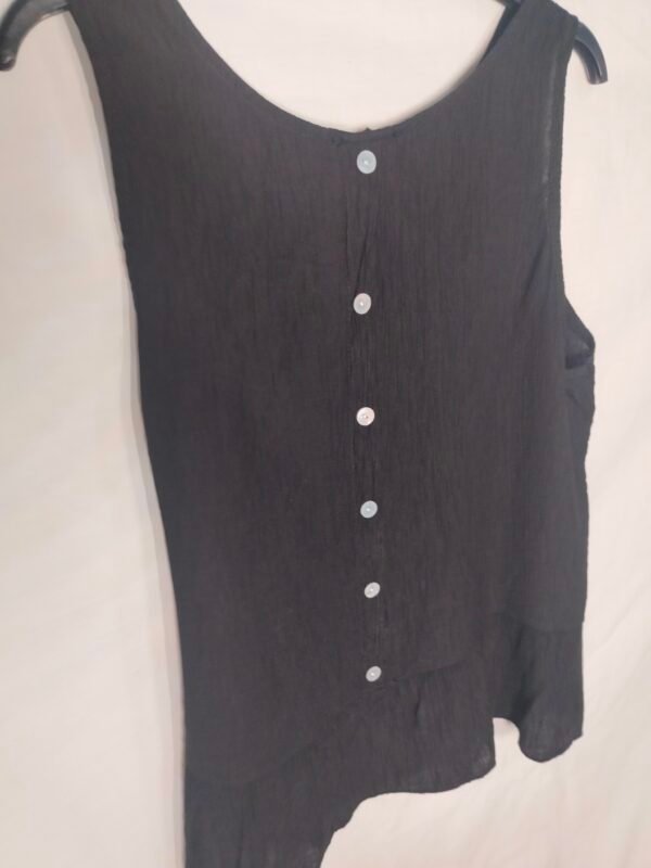 Blusa Desmangada Acampanada – Frescura Italiana que Estiliza
