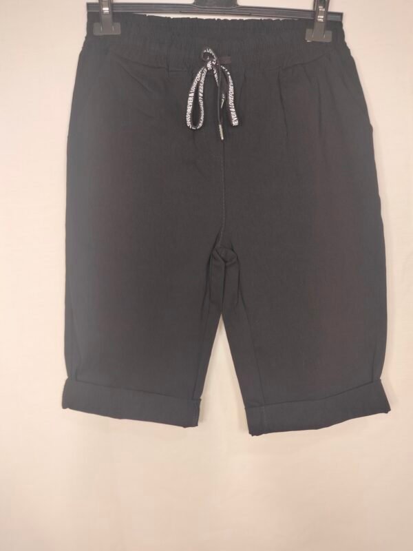 Pantalón Pirata Ajustable – Frescura con Estilo para Días de Verano