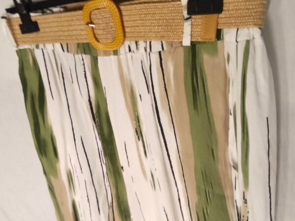 oplus_2 Pantalón Estampado con Cinturón - Frescura Elegante para Días Intensos
