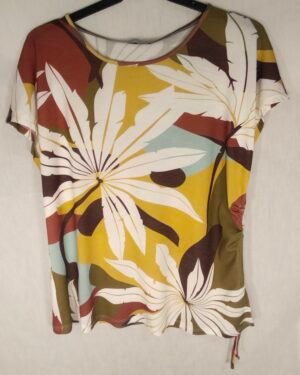 oplus_34 Blusa Estampada con Cordón – Elegancia Fresca para Días sin Pausa