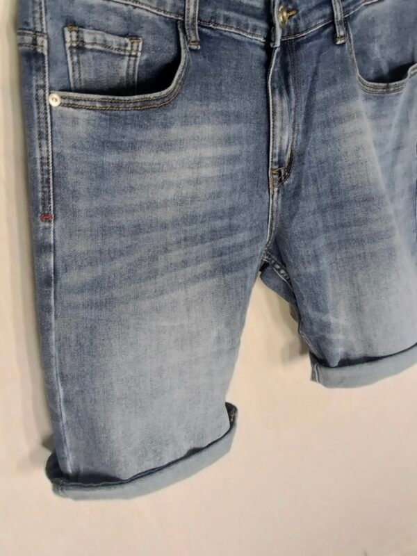 Pantalón Corto Vaquero Stone Wash - Frescura y Comodidad para Días Intensos