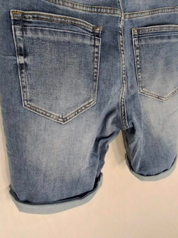 Pantalón Corto Vaquero Stone Wash - Frescura y Comodidad para Días Intensos