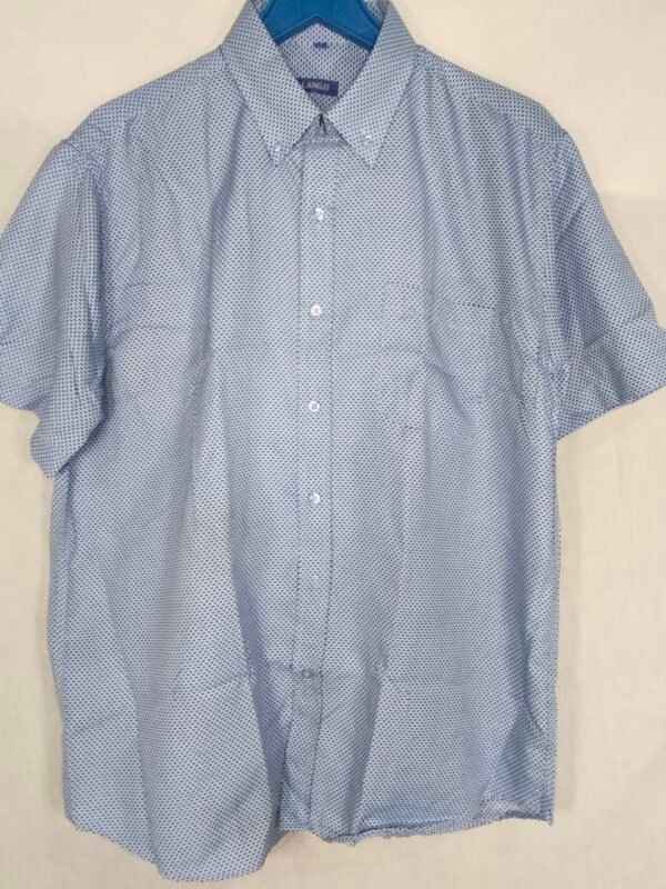 Camisa Cro M.C. – Elegancia Fresca para Días que Empiezan Temprano