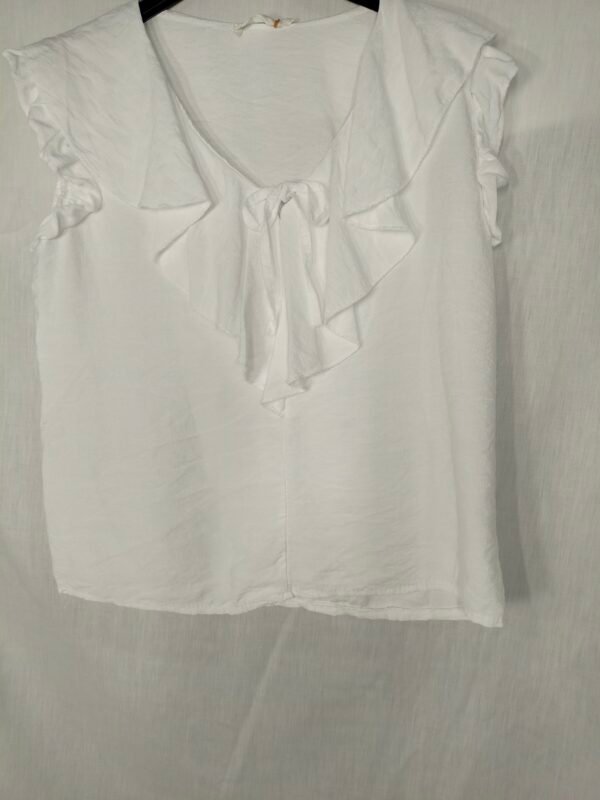 Blusa de Volantes – Elegancia Fresca para Días que No Paran