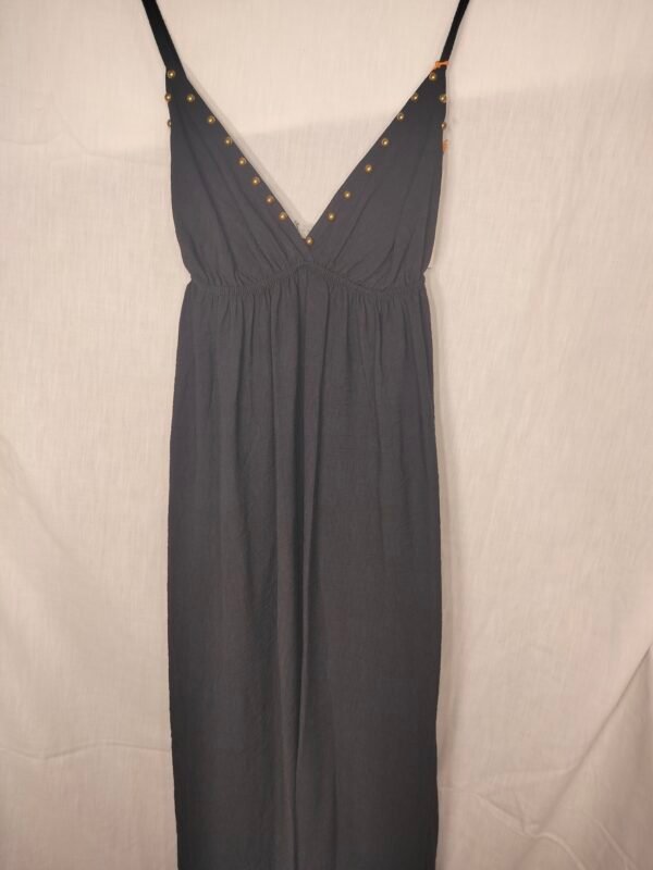 Vestido Fresco de Verano con Tachuelas y Tirante Adaptable