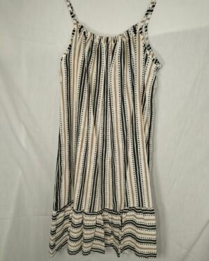 Vestido de Lino Fresco para los Días Más Calurosos
