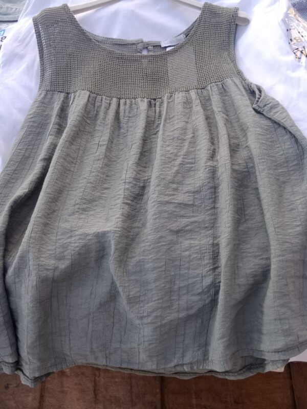 Blusa Rejilla Natural - Frescura Elegante para Días Intensos