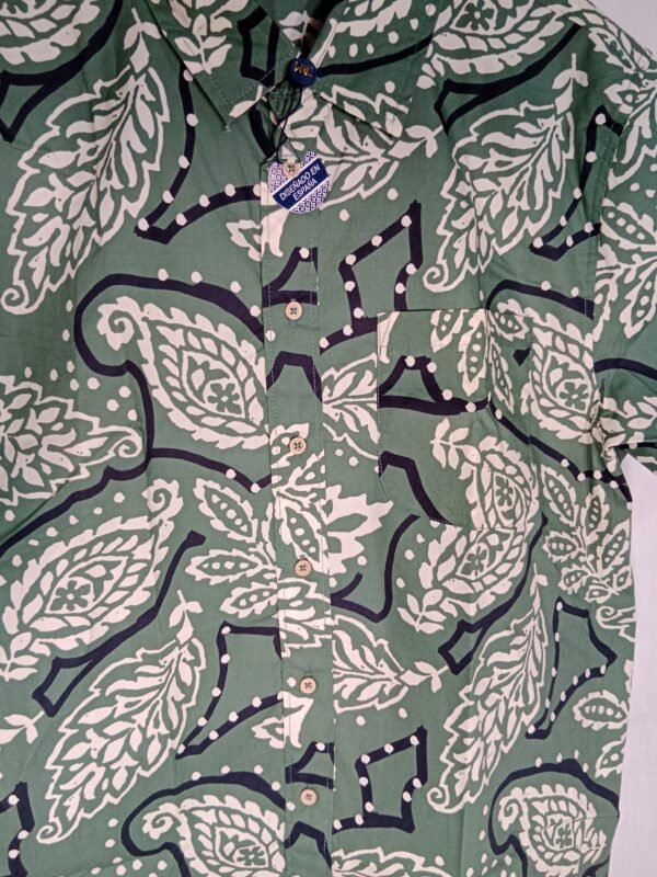 Camisa estampada traspirable