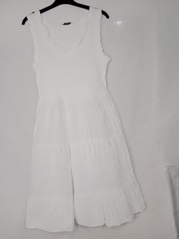 Vestido Tirante Canalé – Elegancia cómoda durante todo el día